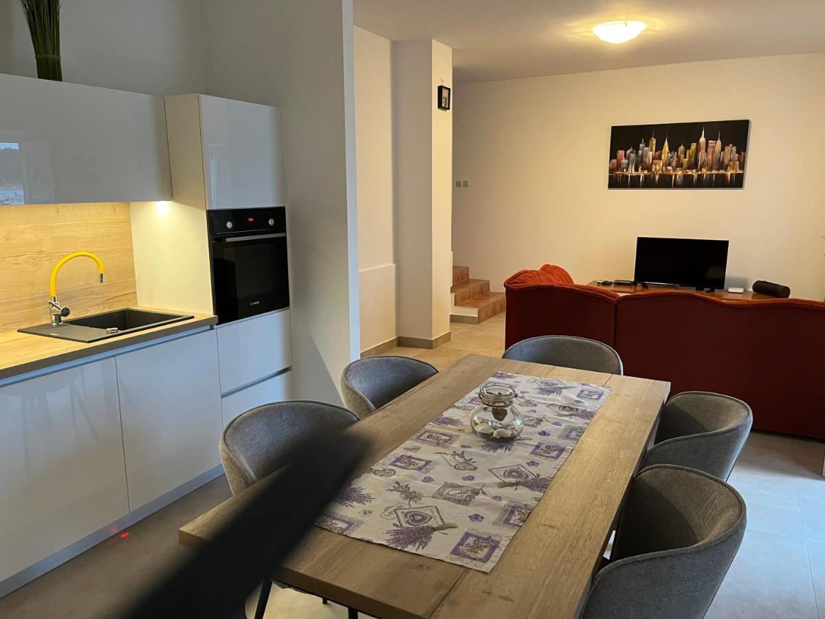 Willa House Ema Barbat na Rabu Zewnętrze zdjęcie
